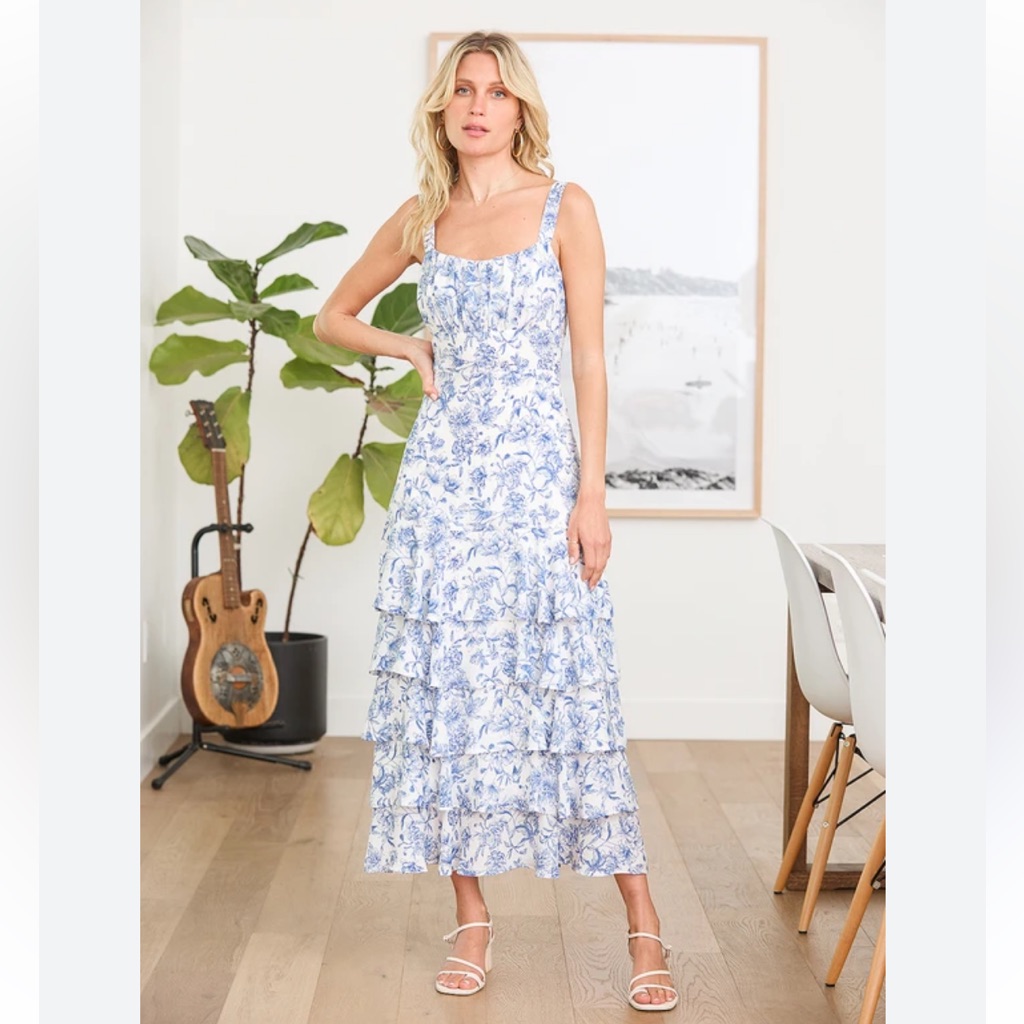 Lulus Blue And White Floral Print Ruffled Maxi Dress Size Medium, Worn Once,